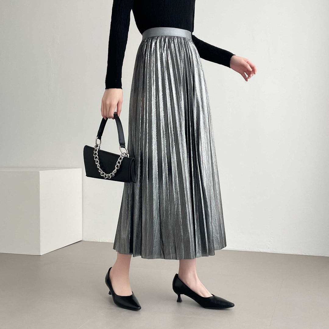 シャイニープリーツスカート