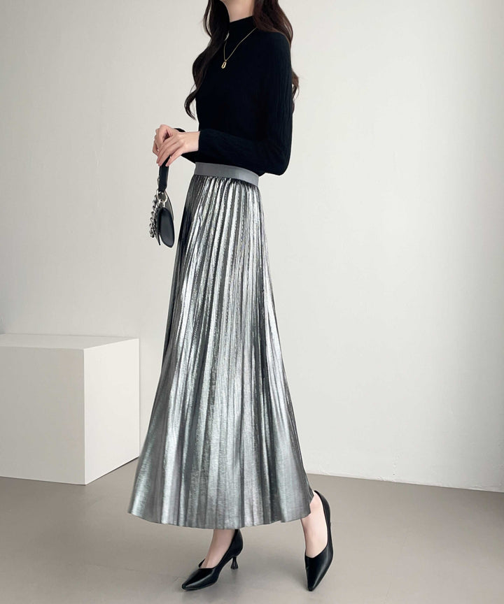 シャイニープリーツスカート