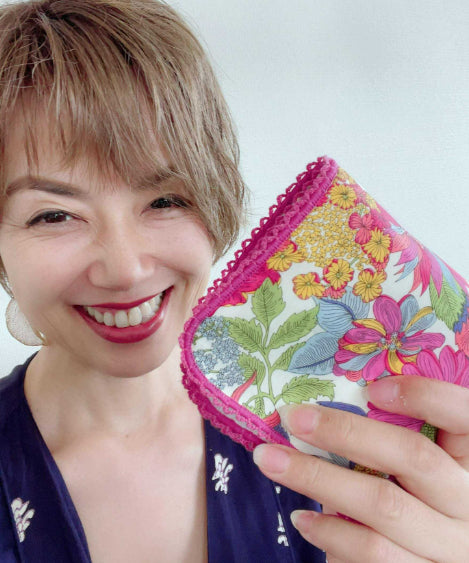 【ピンク】マスクケース付きハンカチ