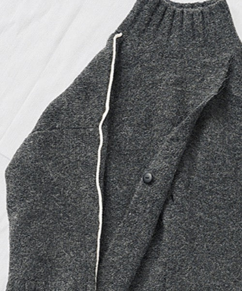 Turtle Neck Slit Knit Tops（タートルネックスリットニットトップス）