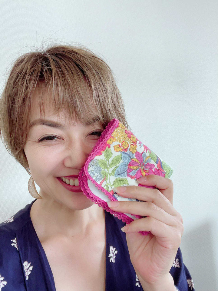 【ピンク】マスクケース付きハンカチ