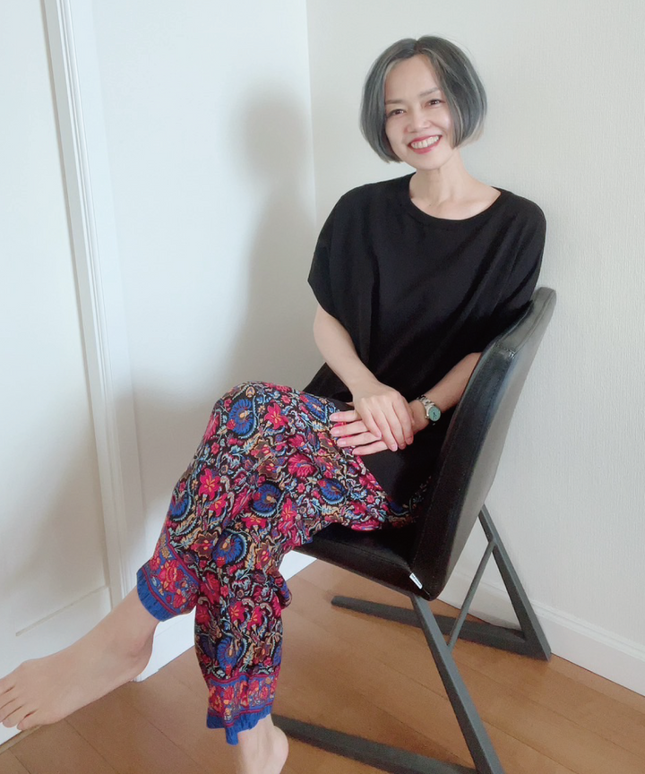 フラワープリントパンツ