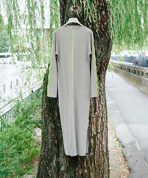 Bicolor Rib Knit Onepiece（バイカラーリブニットワンピース）