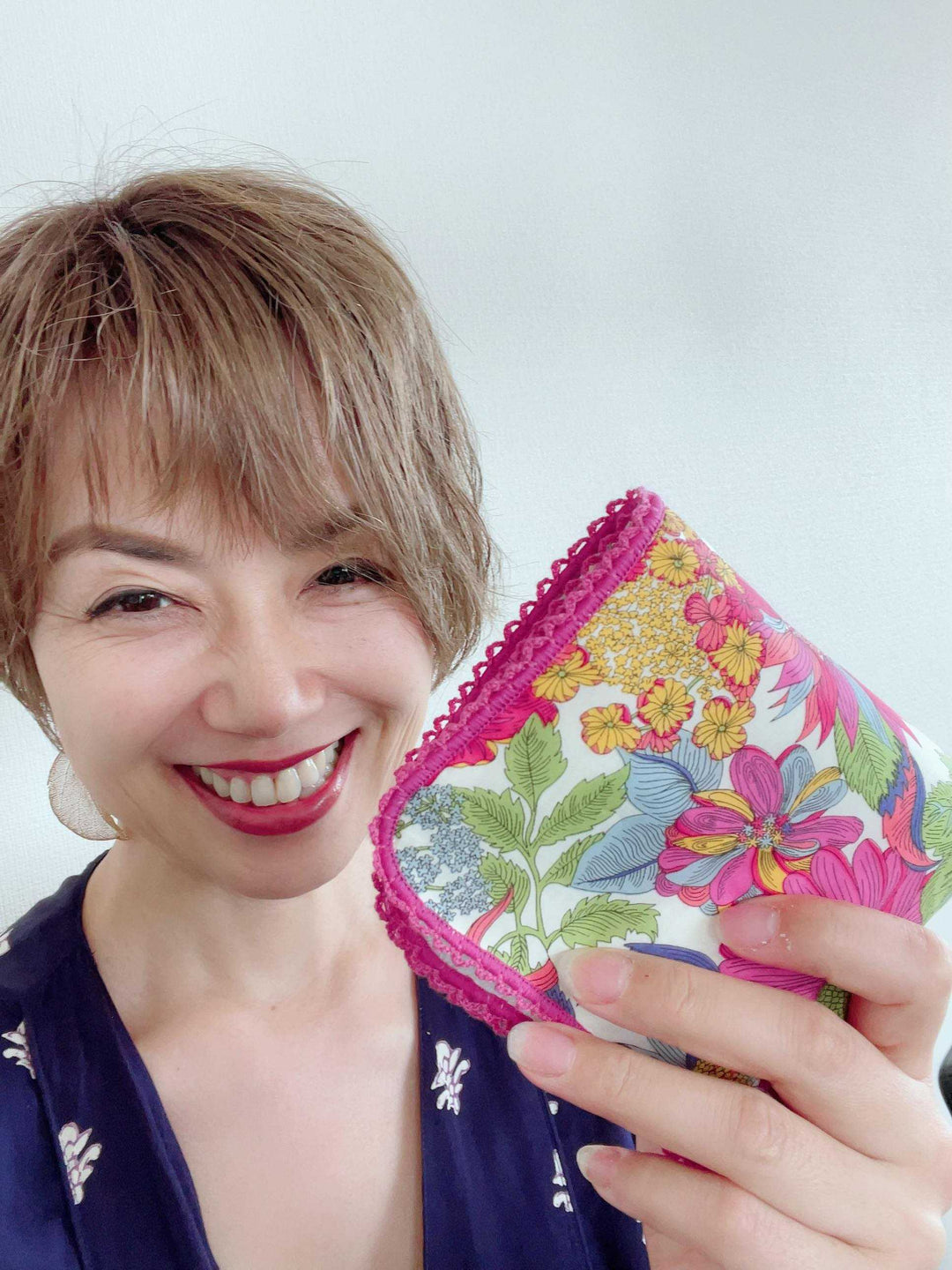 【ピンク】マスクケース付きハンカチ