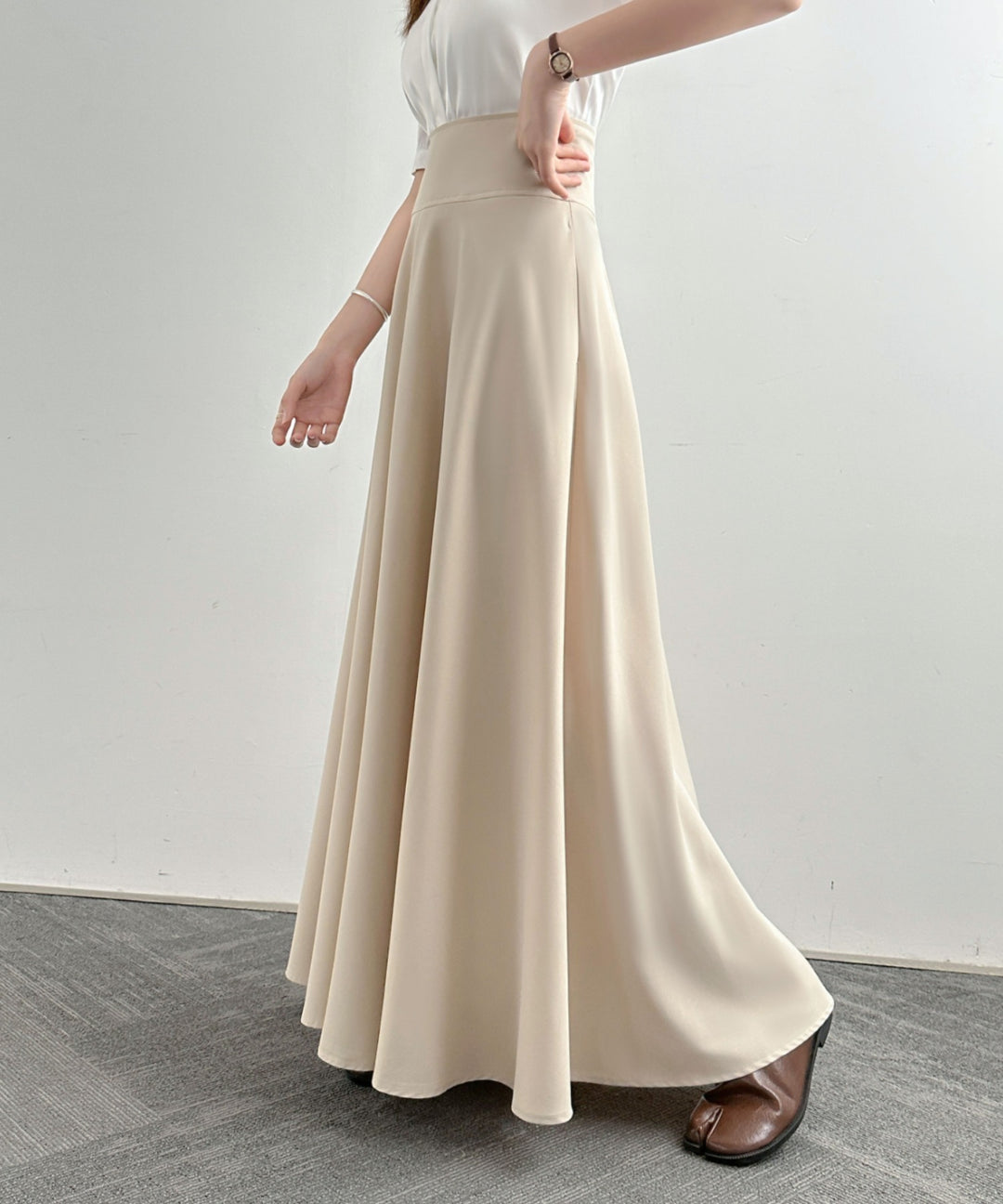 ハイウエストマキシ丈フレアロングスカート
