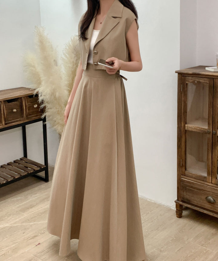 ショート丈ジャケット＆ハイウエストボリュームフレアスカートセットアップ