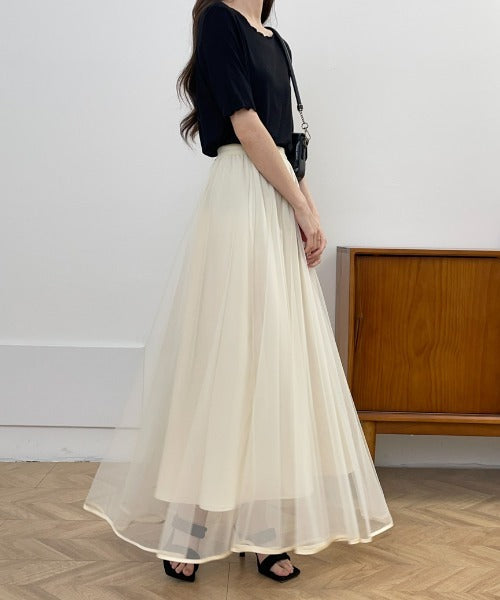裾パイピングチュールフレアロングスカート