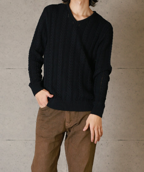 特別限定商品 ケーブル編みVネックニット 日本製