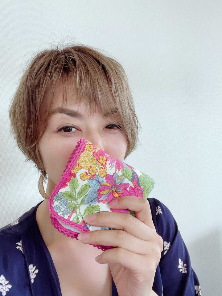 【ピンク】マスクケース付きハンカチ