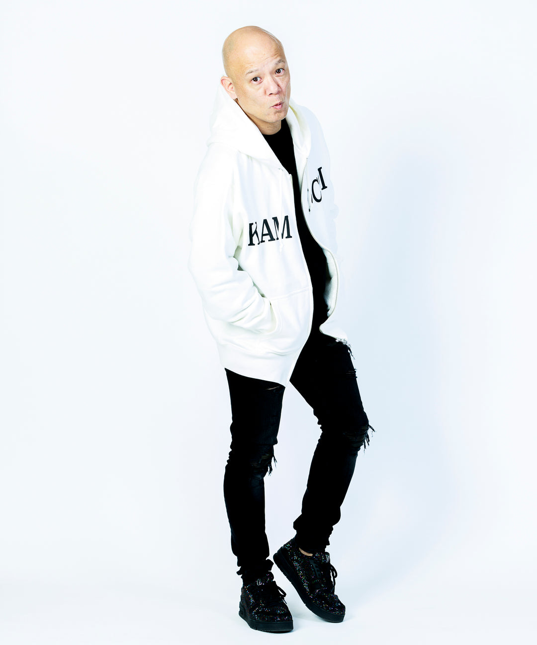 ロゴプリントジップアップパーカー