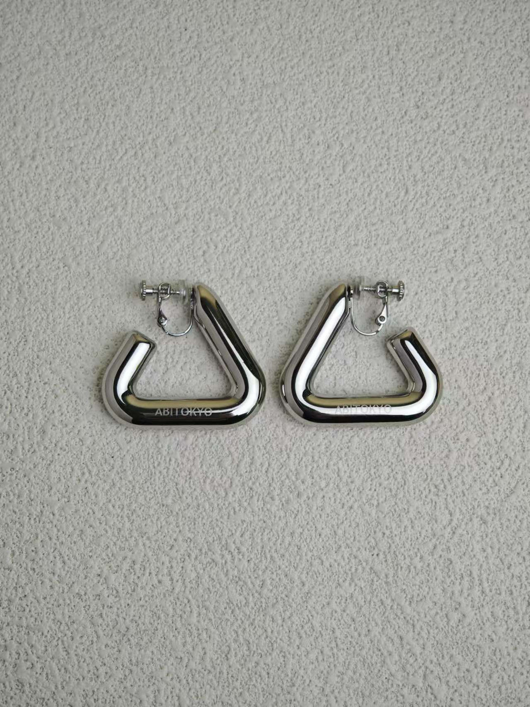 ABI Logoイヤリング ネコポス発送