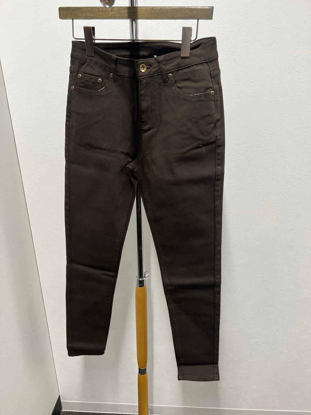 ストレッチデニムパンツ