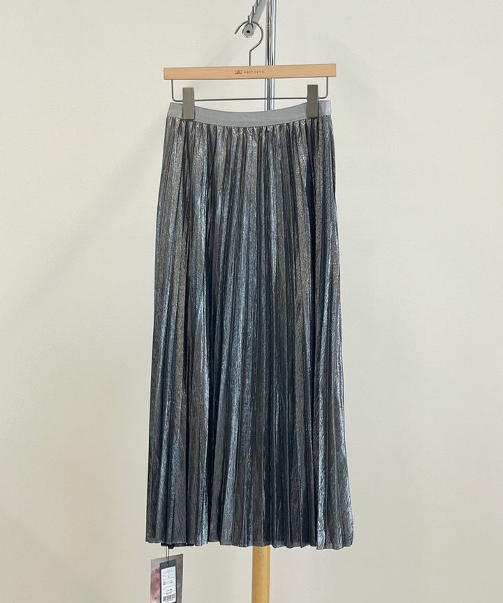 シャイニープリーツスカート