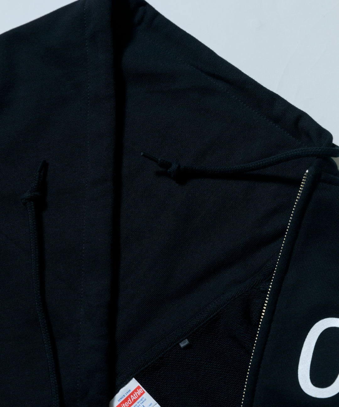 ロゴプリントジップアップパーカー