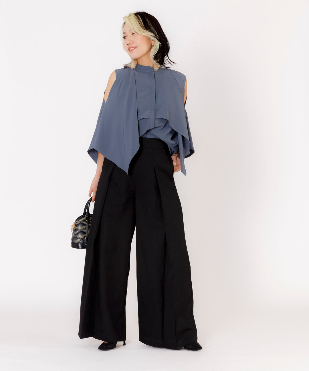 タックワイドスラックス