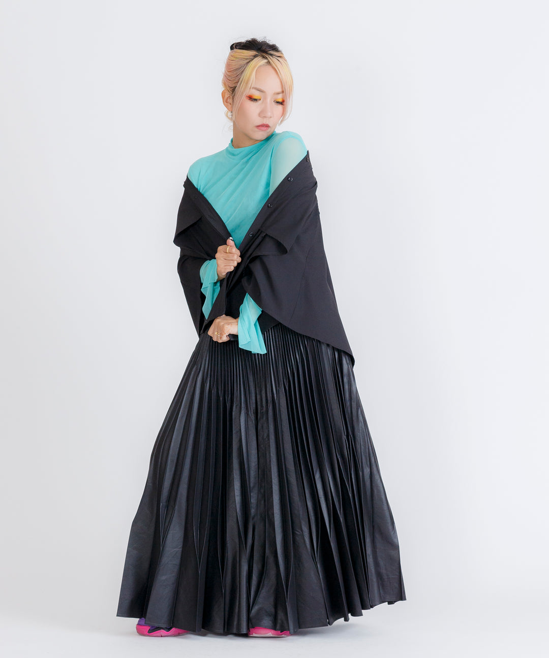 ハイネックシアートップス