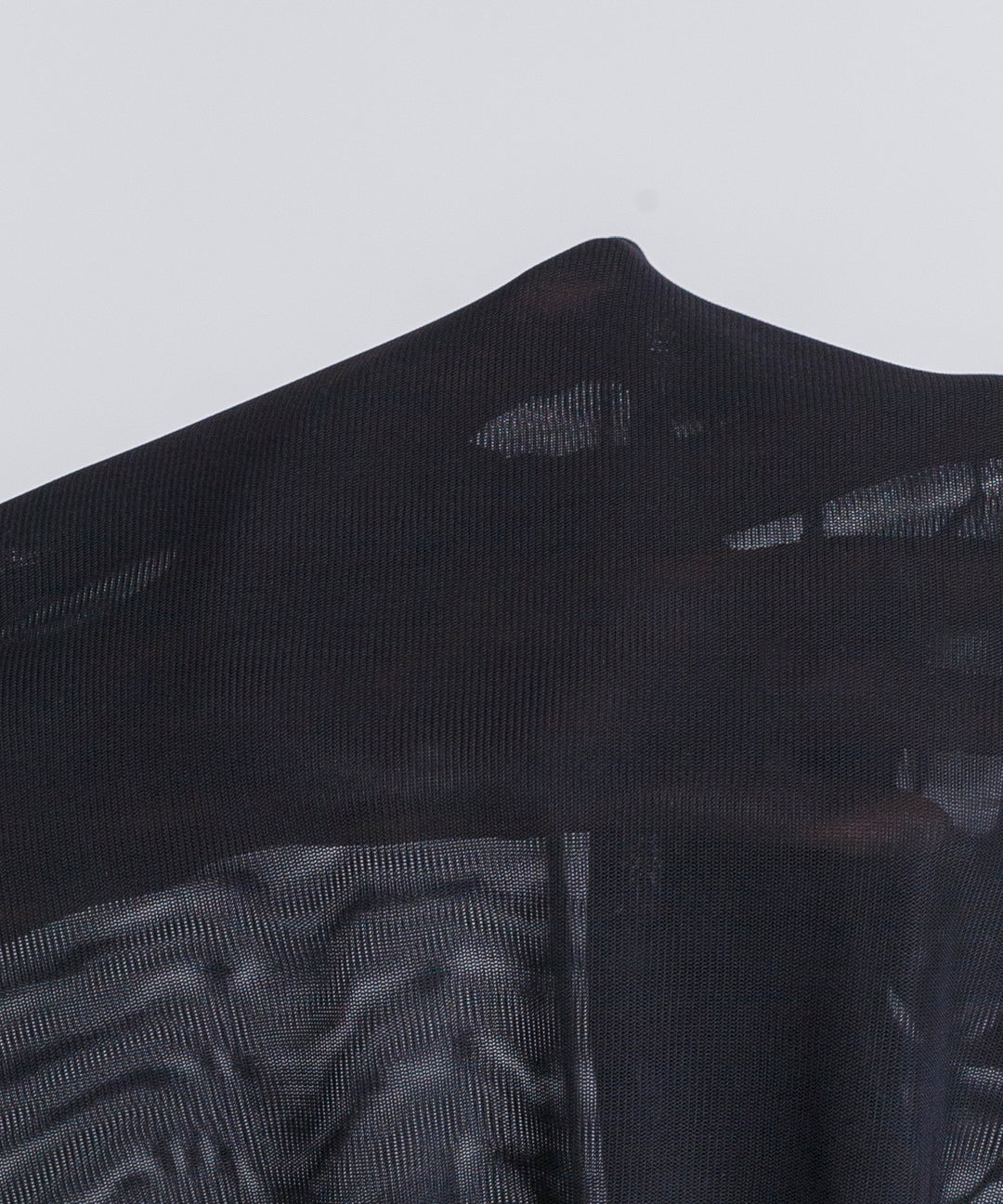 ハイネックシアートップス