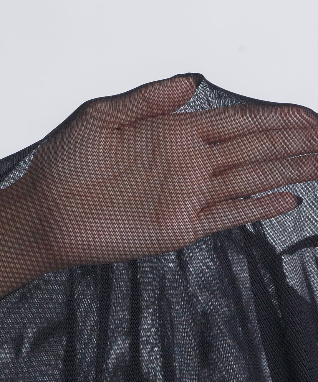 ハイネックシアートップス