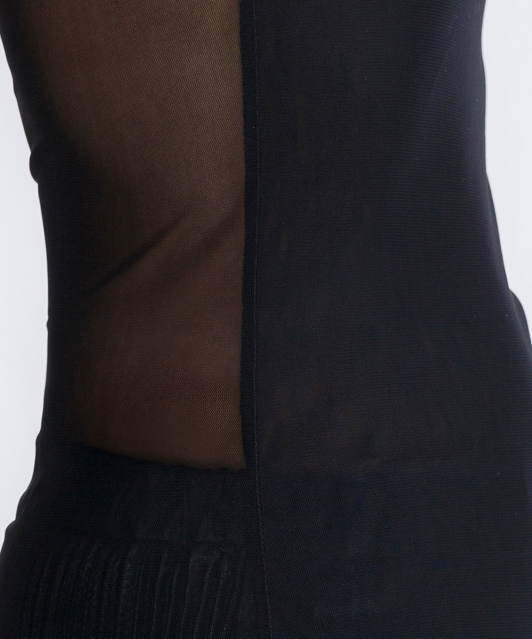 ハイネックシアートップス